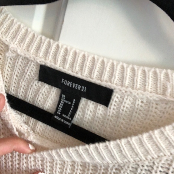 Forever 21 cream sweater - Picture 2 of 2